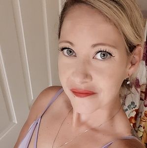 Meet your Posher, Krista